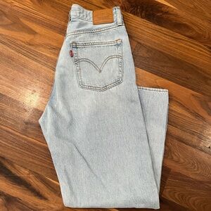 Levi’s Ribcage Straight Jeans